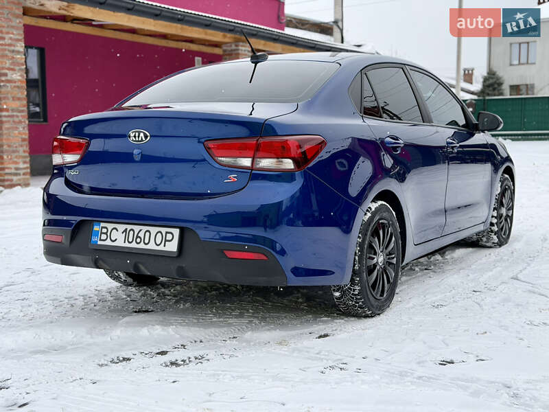 Седан Kia Rio 2019 в Львові