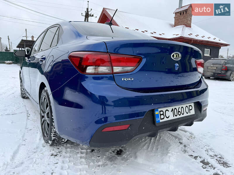 Седан Kia Rio 2019 в Львові