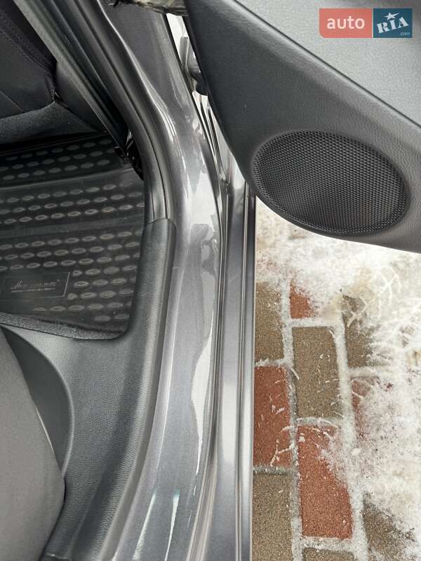 Седан Kia Rio 2012 в Киеве