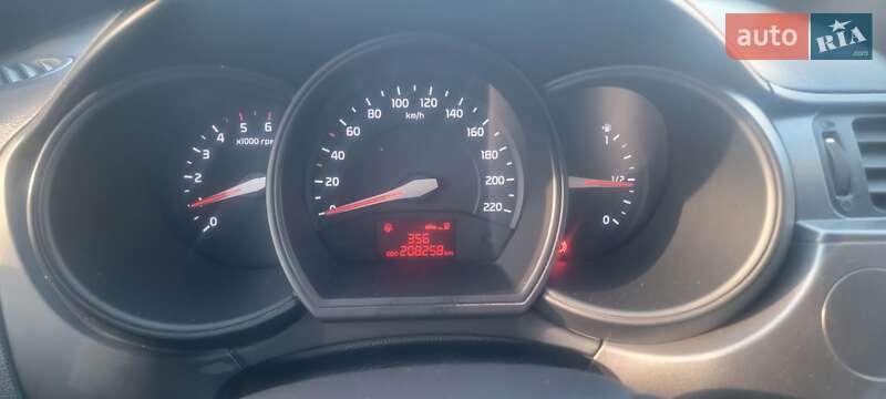 Хетчбек Kia Rio 2011 в Житомирі фото 5 Хетчбек Kia Rio 2011 в Житомирі