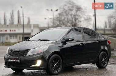 Седан Kia Rio 2012 в Николаеве