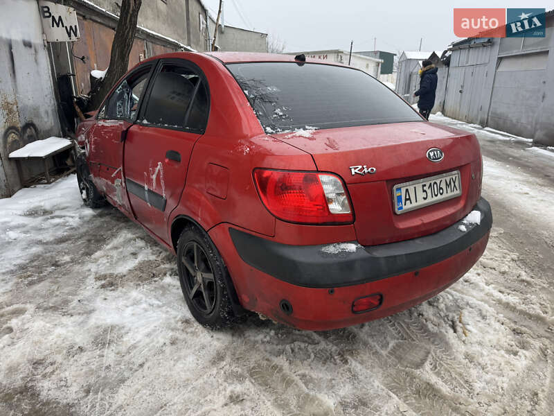 Седан Kia Rio 2008 в Киеве
