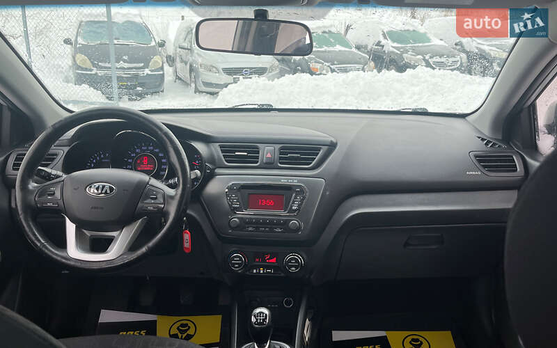 Хэтчбек Kia Rio 2013 в Стрые
