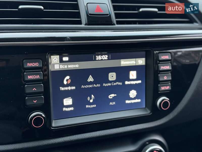 Седан Kia Rio 2017 в Киеве