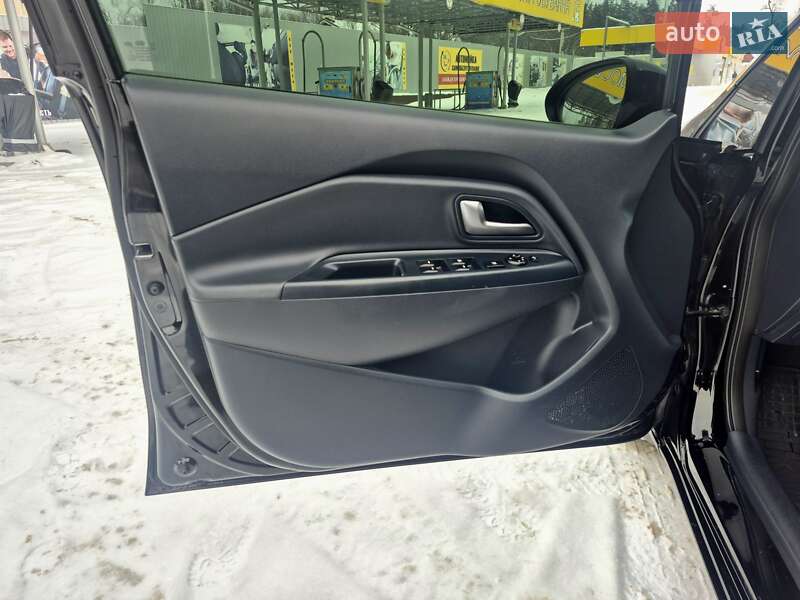 Седан Kia Rio 2015 в Киеве