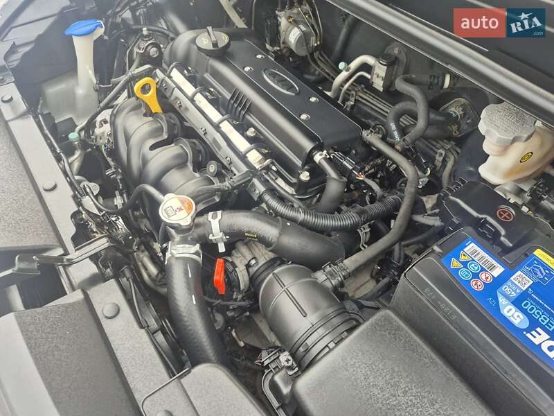 Седан Kia Rio 2015 в Киеве