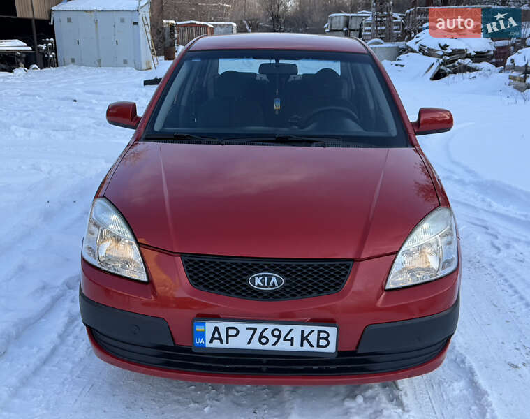 Седан Kia Rio 2007 в Запорожье фото 2 Седан Kia Rio 2007 в Запорожье