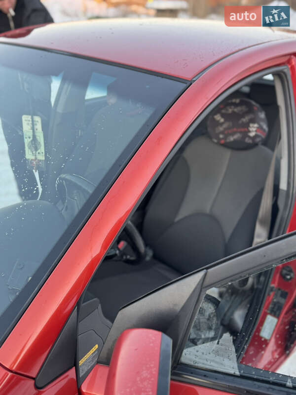 Хэтчбек Kia Rio 2005 в Львове