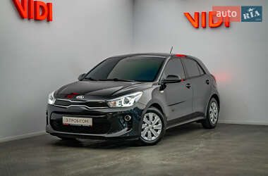 Хэтчбек Kia Rio 2020 в Киеве