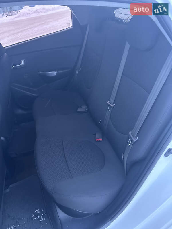 Седан Kia Rio 2013 в Овруче фото 4 Седан Kia Rio 2013 в Овруче