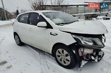 Хэтчбек Kia Rio 2012 в Остроге