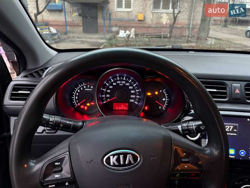 Седан Kia Rio 2012 в Кривом Роге фото Седан Kia Rio 2012 в Кривом Роге