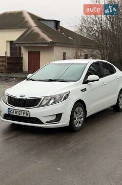 Седан Kia Rio 2013 в Запоріжжі
