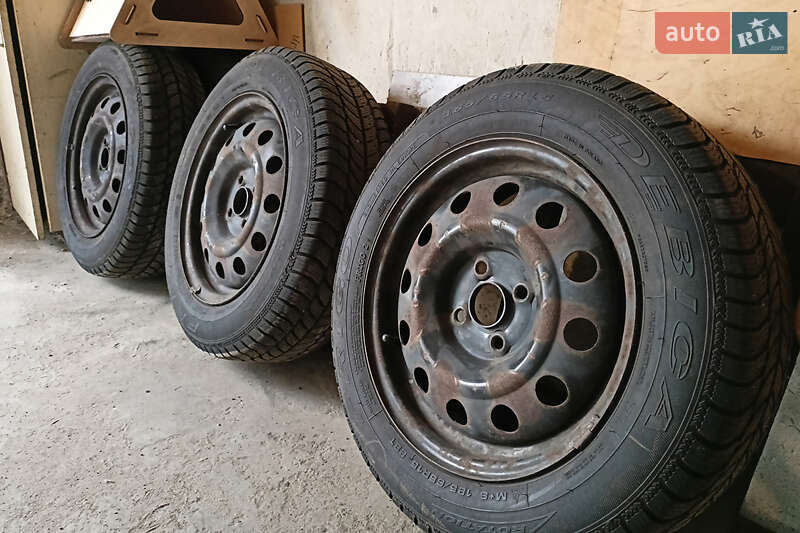 Седан Kia Rio 2011 в Киеве