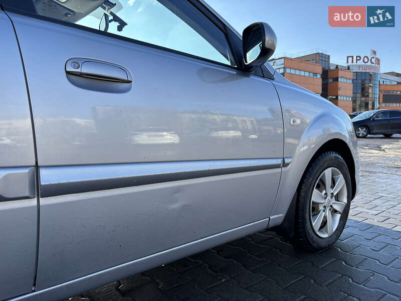 Седан Kia Rio 2011 в Черновцах фото 8 Седан Kia Rio 2011 в Черновцах