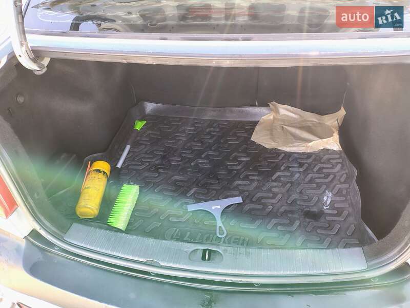 Седан Kia Rio 2007 в Житомире