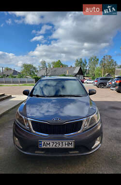 Седан Kia Rio 2011 в Звягеле
