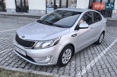 Седан Kia Rio 2012 в Винниках