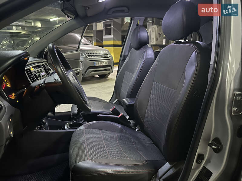 Седан Kia Rio 2007 в Днепре фото 15 Седан Kia Rio 2007 в Днепре