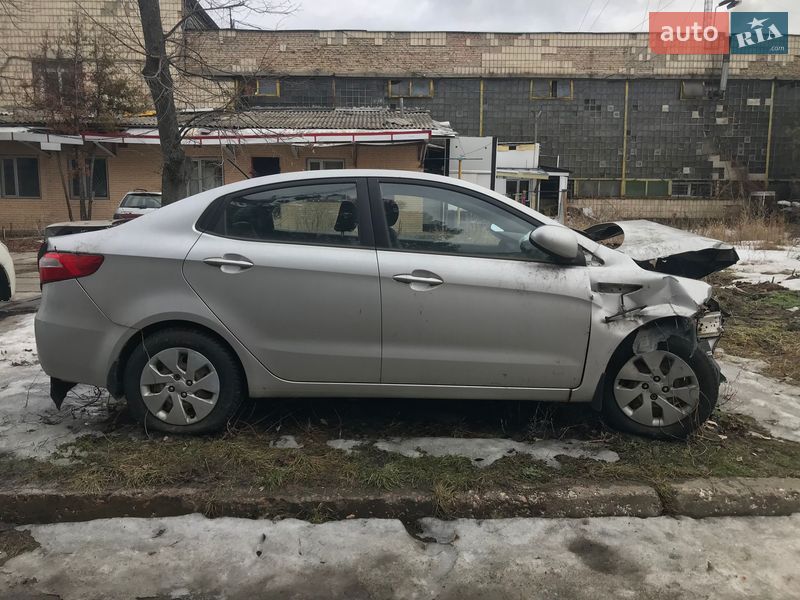 Седан Kia Rio 2012 в Києві