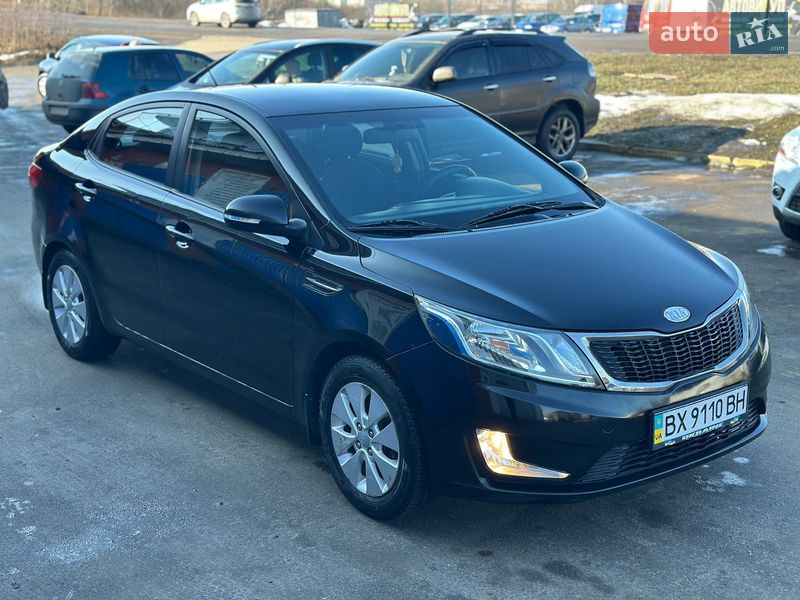 Седан Kia Rio 2012 в Хмельницком