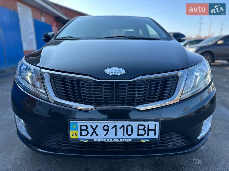 Седан Kia Rio 2012 в Хмельницком