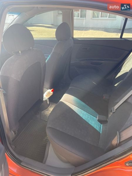 Хэтчбек Kia Rio 2008 в Днепре