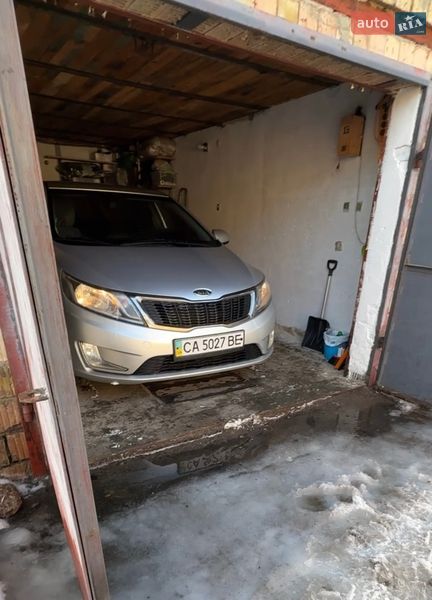 Седан Kia Rio 2011 в Киеве