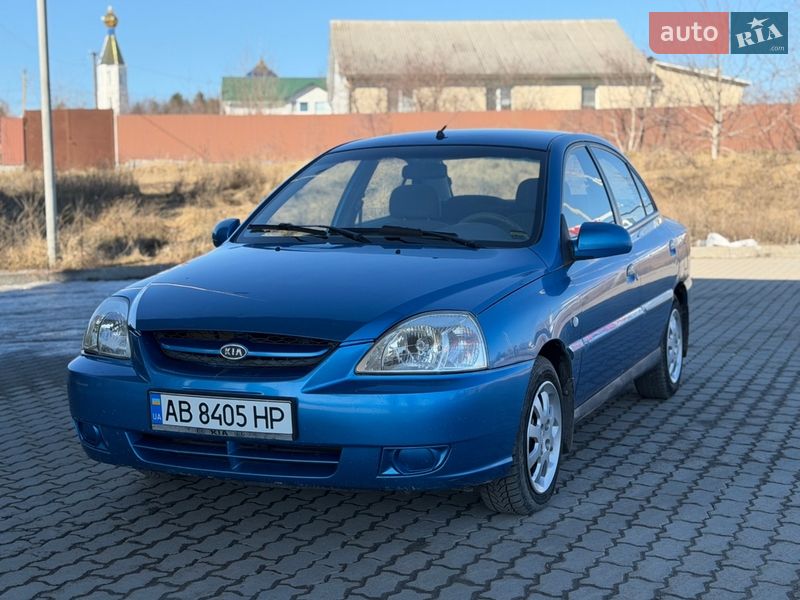 Седан Kia Rio 2004 в Жмеринке
