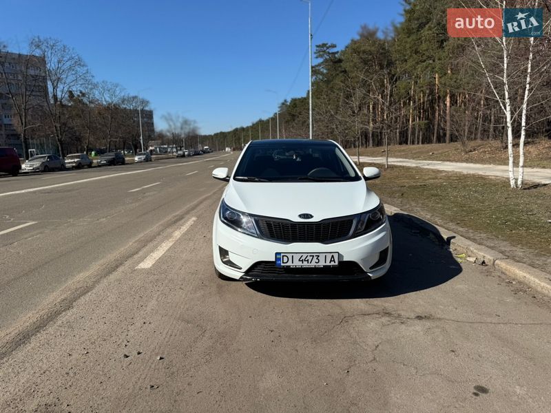 Седан Kia Rio 2011 в Киеве