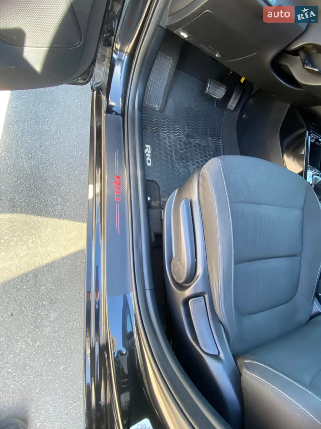 2017 Kia Rio - мініатюра 20