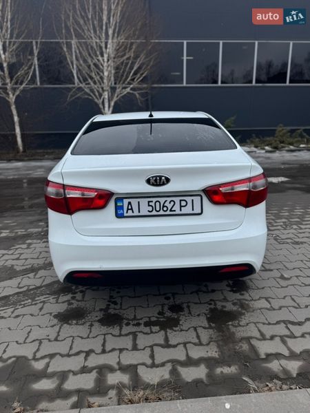 Седан Kia Rio 2013 в Белой Церкви