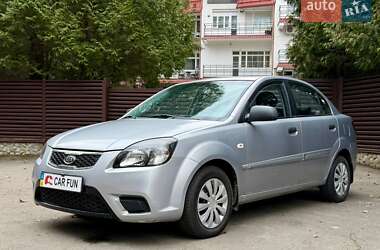 Седан Kia Rio 2011 в Львове