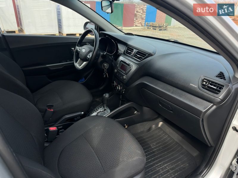 Седан Kia Rio 2012 в Ладыжине фото 20 Седан Kia Rio 2012 в Ладыжине