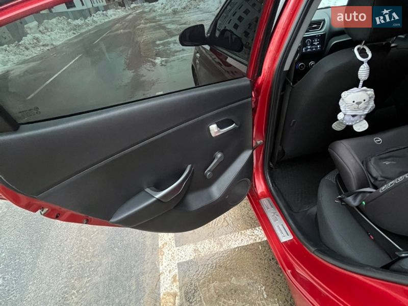 Седан Kia Rio 2011 в Львове фото 15 Седан Kia Rio 2011 в Львове