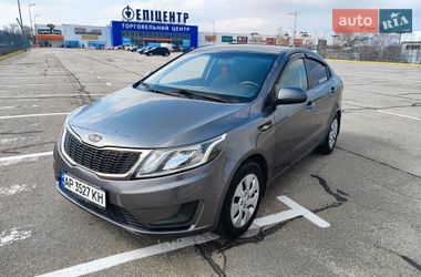Седан Kia Rio 2012 в Запорожье