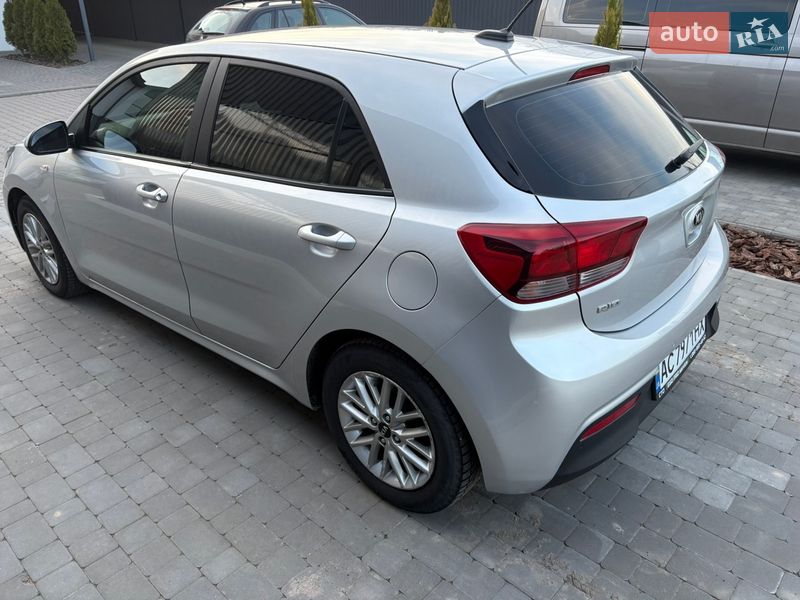 Хэтчбек Kia Rio 2016 в Луцке фото 9 Хэтчбек Kia Rio 2016 в Луцке