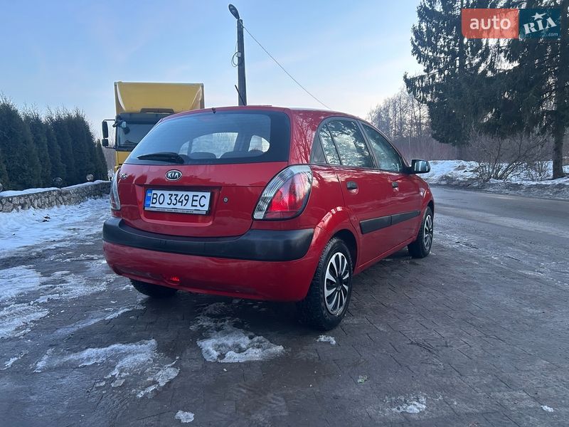 Хетчбек Kia Rio 2009 в Тернополі