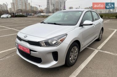 Седан Kia Rio 2019 в Чернигове