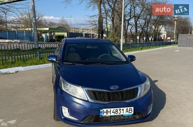 Хэтчбек Kia Rio 2012 в Одессе