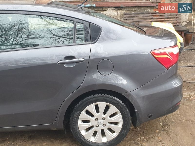 Седан Kia Rio 2016 в Харкові