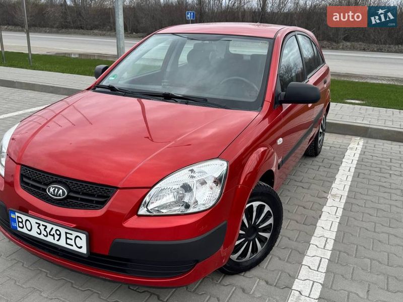 Хэтчбек Kia Rio 2009 в Каменец-Подольском фото 3 Хэтчбек Kia Rio 2009 в Каменец-Подольском