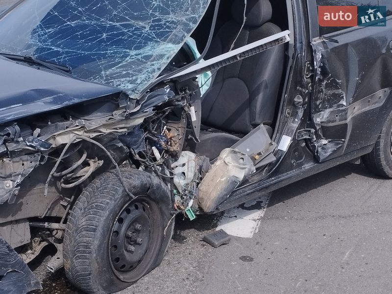 Седан Kia Rio 2007 в Ужгороде фото 2 Седан Kia Rio 2007 в Ужгороде