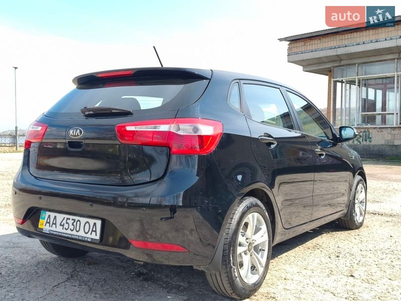 Хетчбек Kia Rio 2013 в Києві фото 4 Хетчбек Kia Rio 2013 в Києві