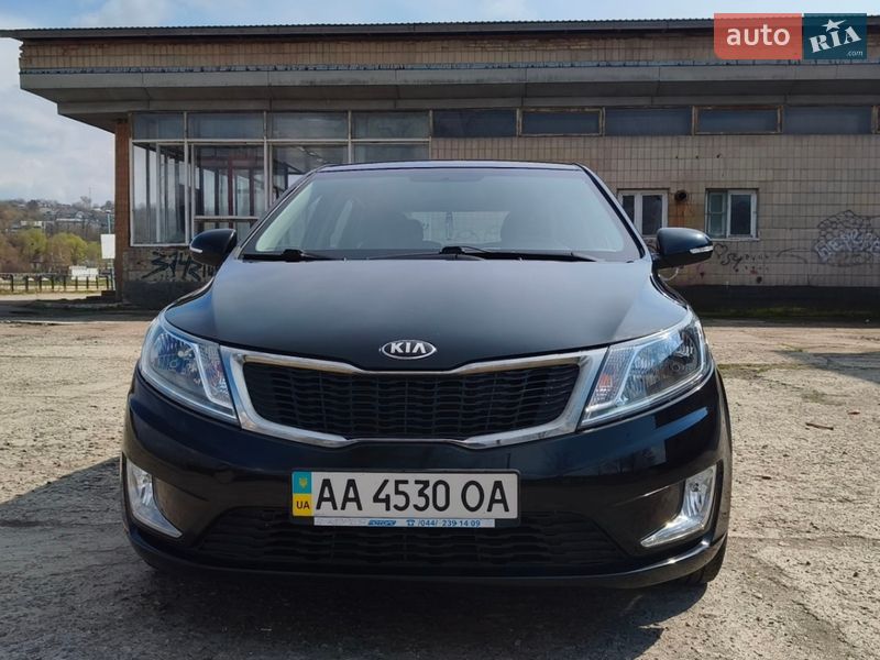 Хетчбек Kia Rio 2013 в Києві фото 9 Хетчбек Kia Rio 2013 в Києві