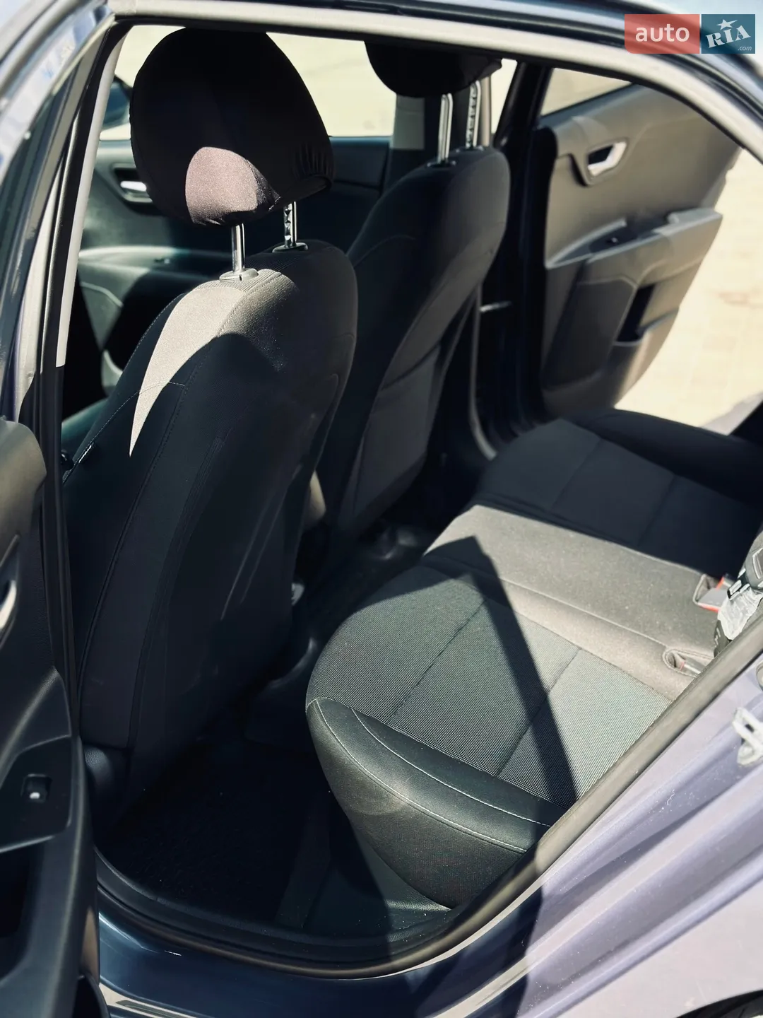 2020 Kia Rio - мініатюра 17