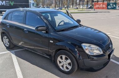 Хетчбек Kia Rio 2008 в Києві