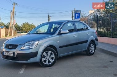 Седан Kia Rio 2007 в Одессе