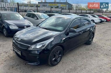 Седан Kia Rio 2018 в Миколаєві
