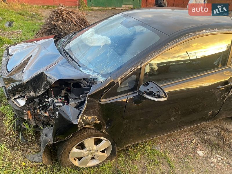 Kia Rio 2012